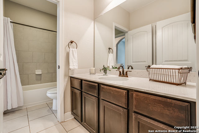 Listing photo id 36 for 2714 Trailmont Dr