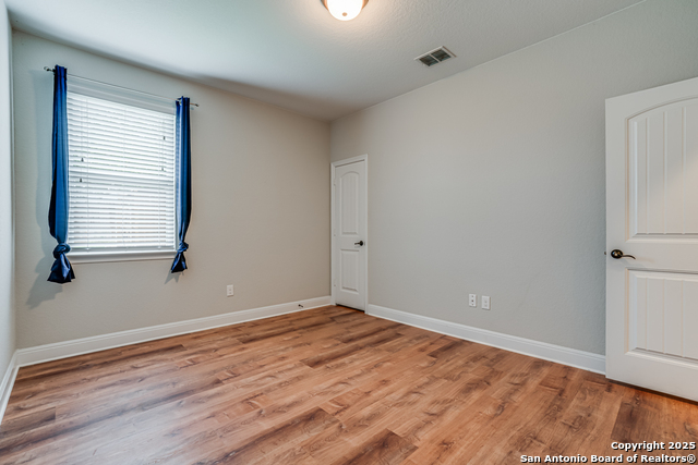 Listing photo id 38 for 2714 Trailmont Dr