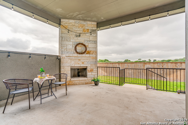 Listing photo id 43 for 2714 Trailmont Dr