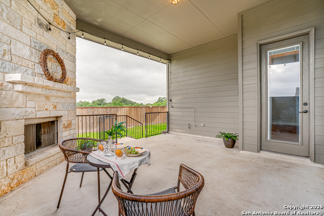 Listing photo id 44 for 2714 Trailmont Dr