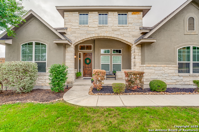 Listing photo id 4 for 2714 Trailmont Dr