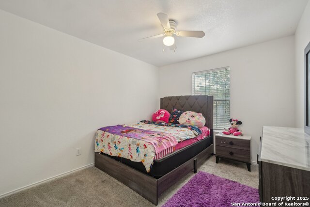 Listing photo id 21 for 5815 Trent