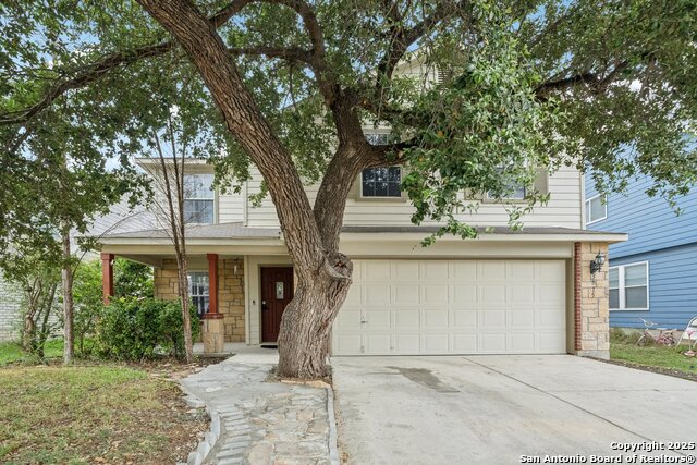 Listing photo id 5 for 5815 Trent