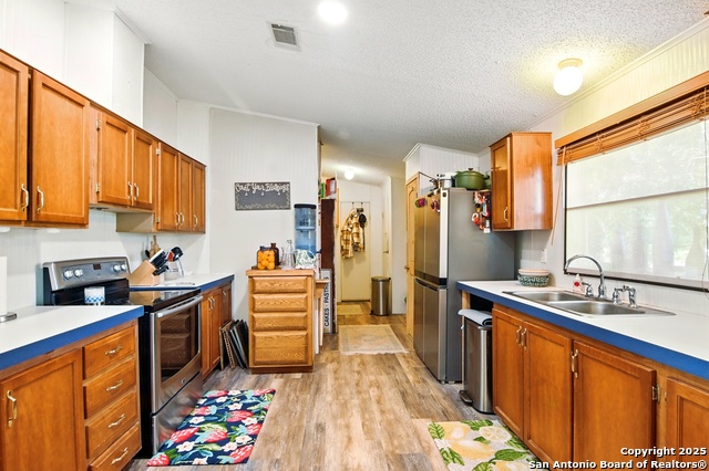Listing photo id 10 for 341 Cr 341 E