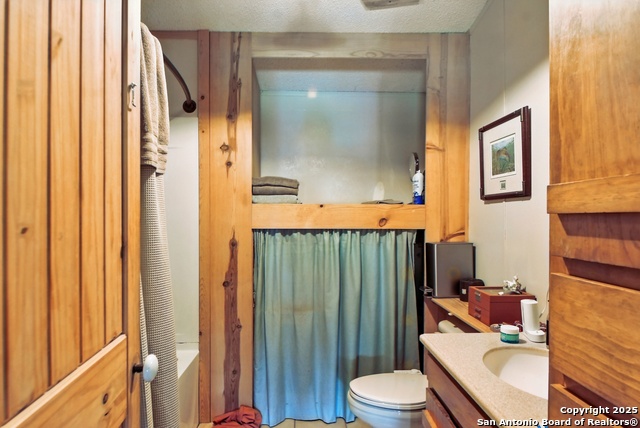 Listing photo id 14 for 341 Cr 341 E