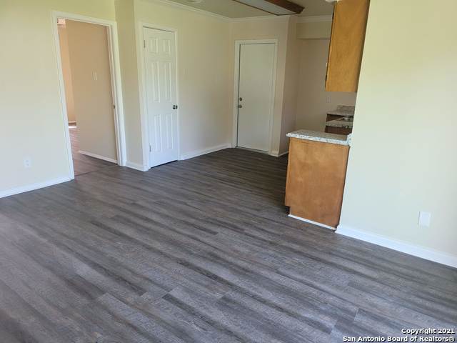 Image 10 of 24 For 4731 Belinda Lee St