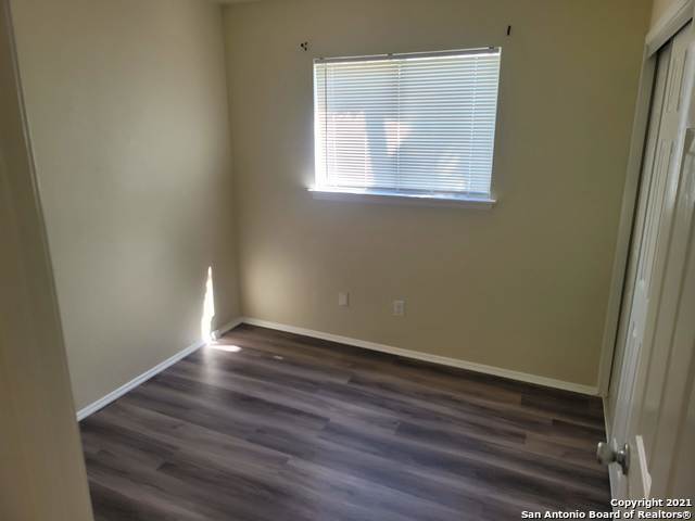Image 20 of 24 For 4731 Belinda Lee St