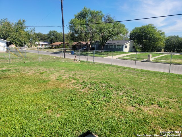 Image 23 of 24 For 4731 Belinda Lee St
