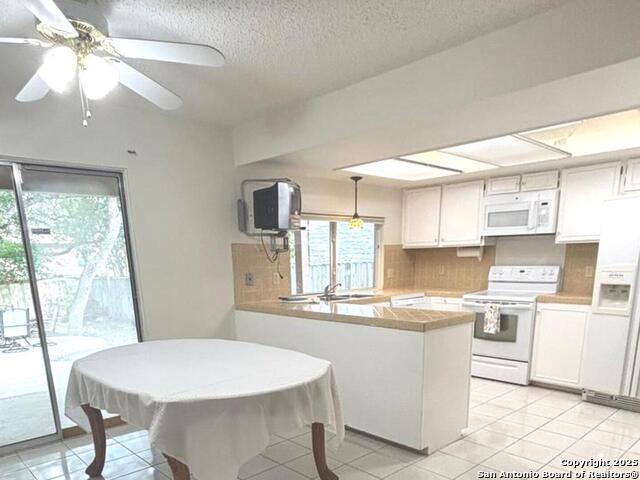 Listing photo id 11 for 8526 Timberwilde