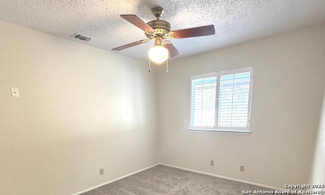 Listing photo id 14 for 8526 Timberwilde
