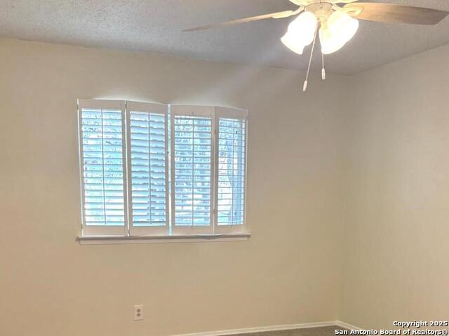 Listing photo id 19 for 8526 Timberwilde