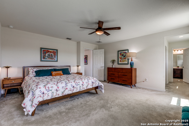 Listing photo id 13 for 8318 Pioneer Field