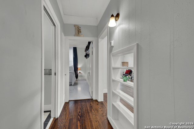 Listing photo id 12 for 8 Herry