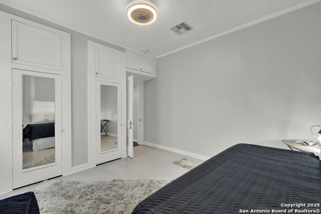 Listing photo id 16 for 8 Herry