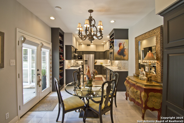 Listing photo id 19 for 8 Kensington Ct