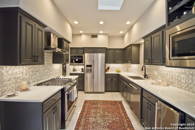 Listing photo id 22 for 8 Kensington Ct