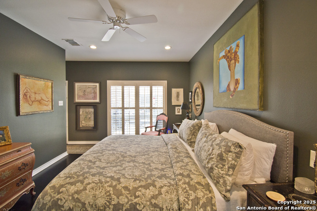 Listing photo id 30 for 8 Kensington Ct