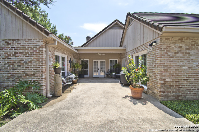 Listing photo id 45 for 8 Kensington Ct
