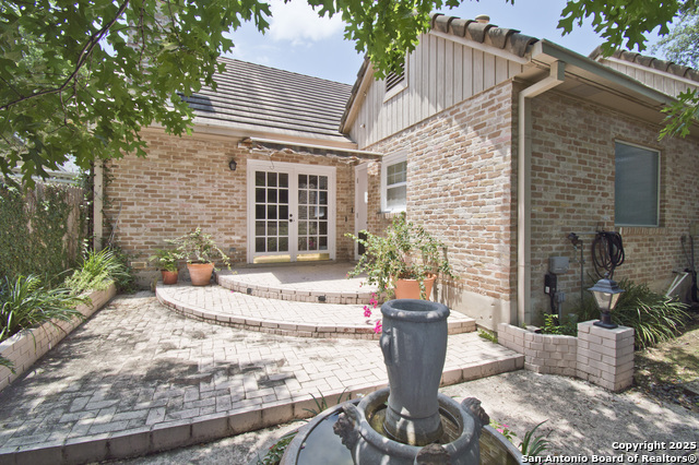 Listing photo id 52 for 8 Kensington Ct