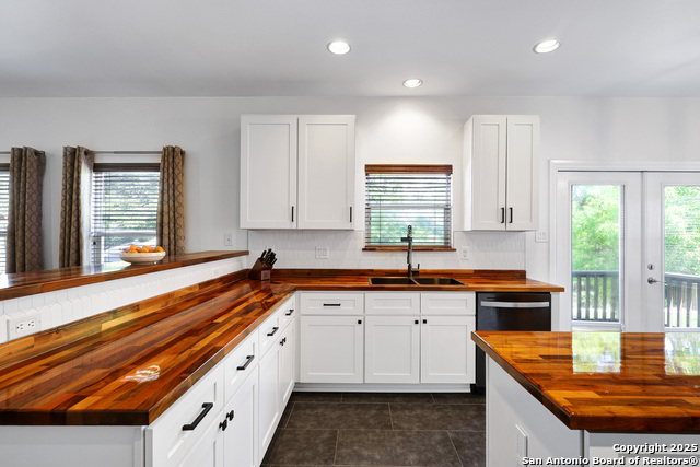 Image 10 of 40 For 4451 Taylors Bend