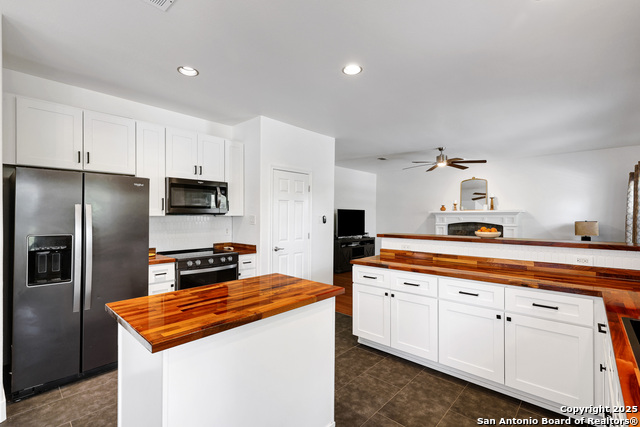 Image 12 of 40 For 4451 Taylors Bend