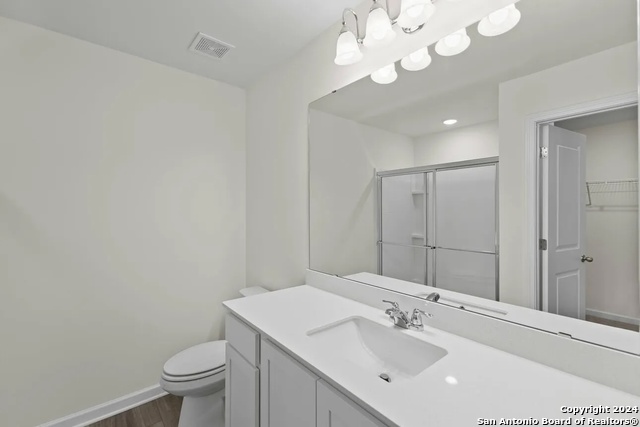 Listing photo id 9 for 5615 Finch Canyon