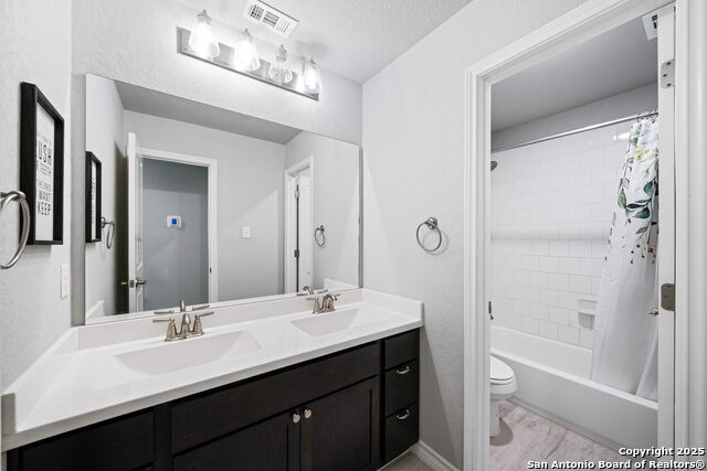 Listing photo id 25 for 9706 Kremmen
