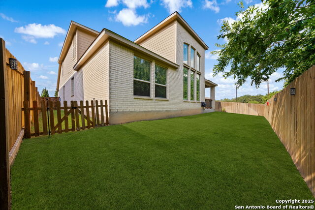 Listing photo id 32 for 9706 Kremmen