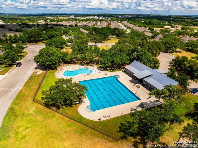 Listing photo id 36 for 9706 Kremmen