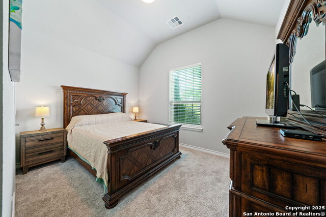 Listing photo id 4 for 9706 Kremmen