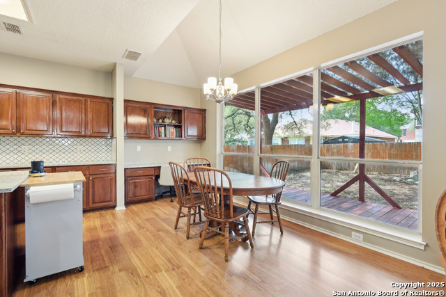 Image 15 of 46 For 11823 Stanton