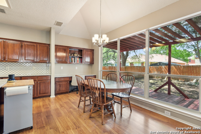 Image 16 of 46 For 11823 Stanton