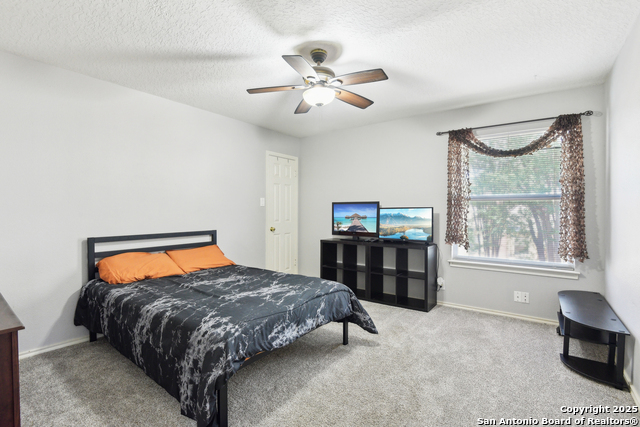 Image 34 of 46 For 11823 Stanton