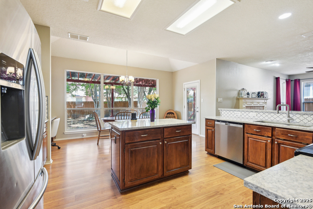 Image 7 of 46 For 11823 Stanton