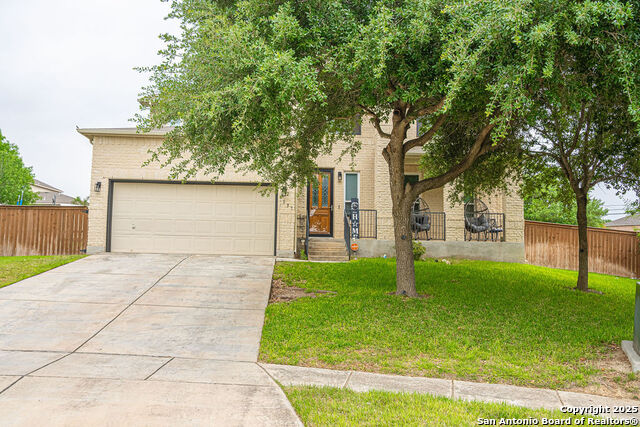 Listing photo id 46 for 137 Springtree Shadow