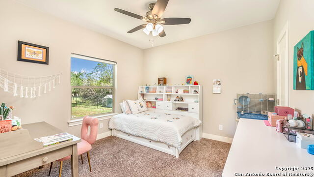 Listing photo id 11 for 1025 Deep Water