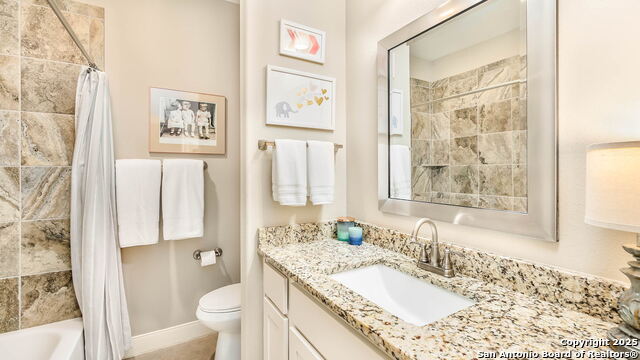 Listing photo id 12 for 1025 Deep Water
