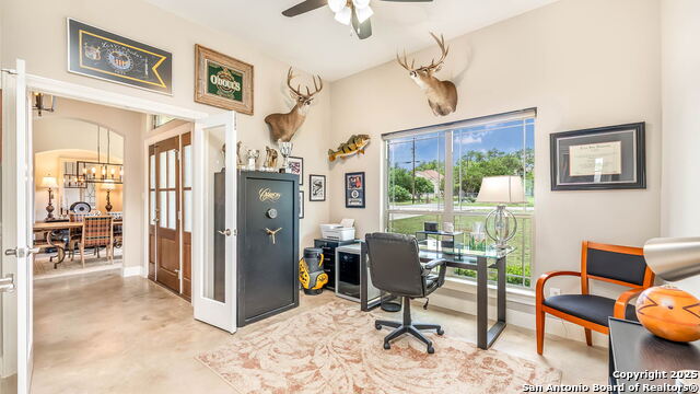 Listing photo id 1 for 1025 Deep Water