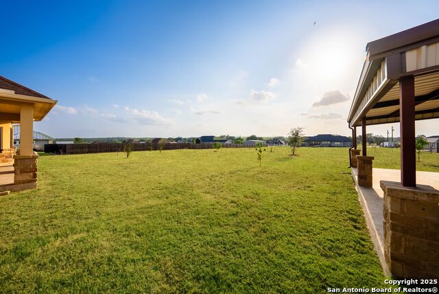 Listing photo id 8 for 128 Westfield Ranch