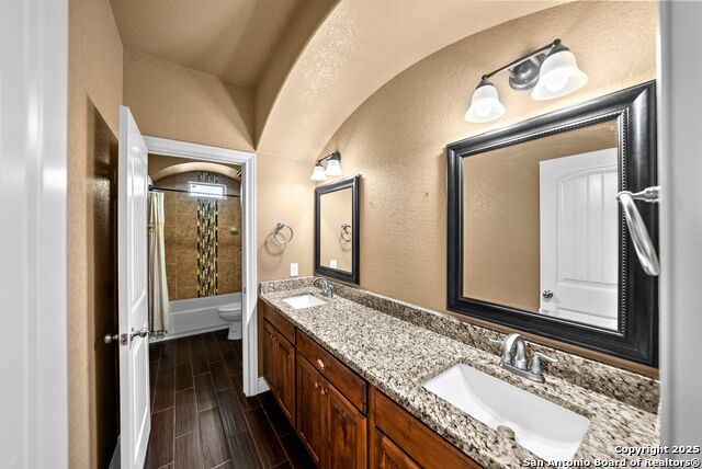 Listing photo id 44 for 128 Westfield Ranch