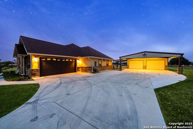 Listing photo id 66 for 128 Westfield Ranch