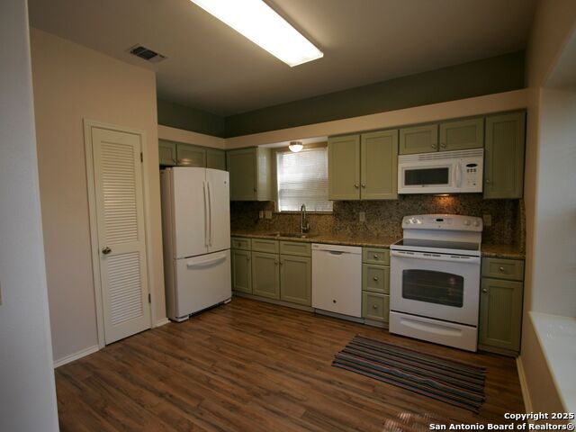 Image 6 of 20 For 207 Grandview Pl  3