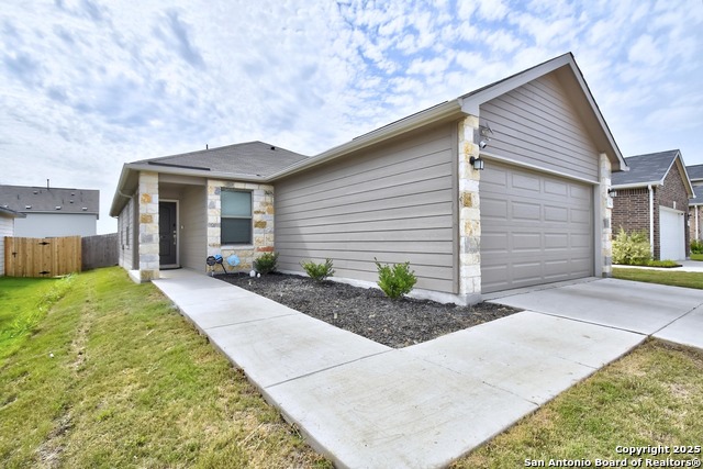 Image 2 of 25 For 6542 Cibolo Springs