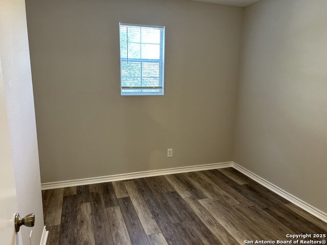 Image 11 of 15 For 7819 Kingsbury Way  3
