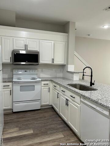 Image 5 of 15 For 7819 Kingsbury Way  3
