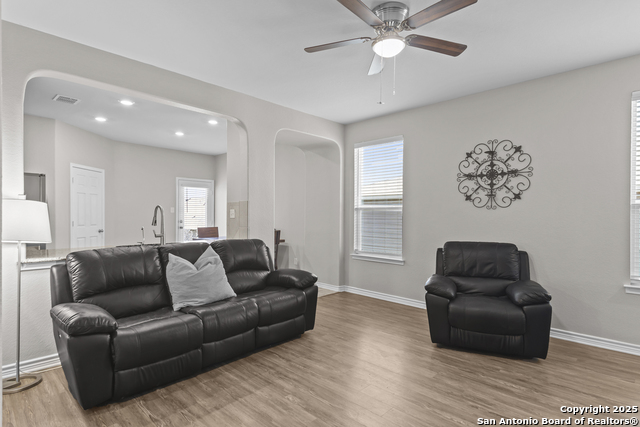 Listing photo id 11 for 8415 Fortuna Valley
