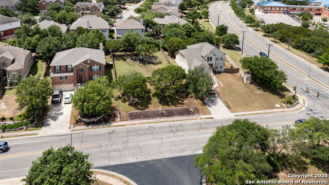 Listing photo id 1 for 21006 Promontory Cir