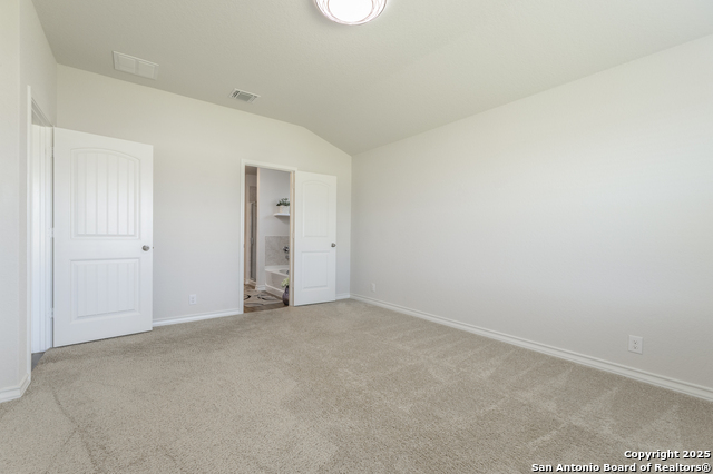 Listing photo id 20 for 120 Gravel Gray