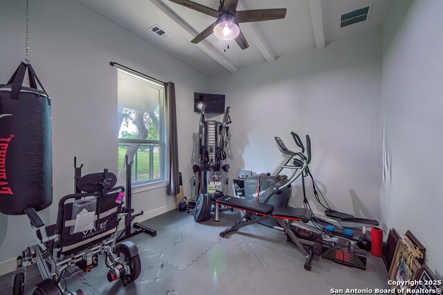 Listing photo id 21 for 452 Wentworth