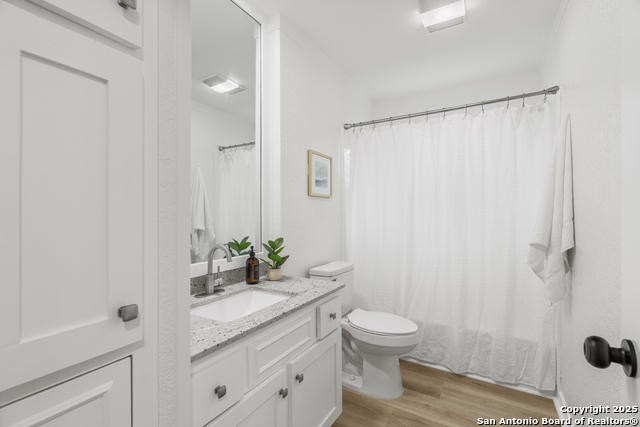 Listing photo id 27 for 12215 Violet